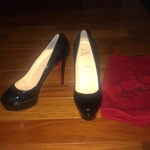 Christian louboutin bianca heels size 9
